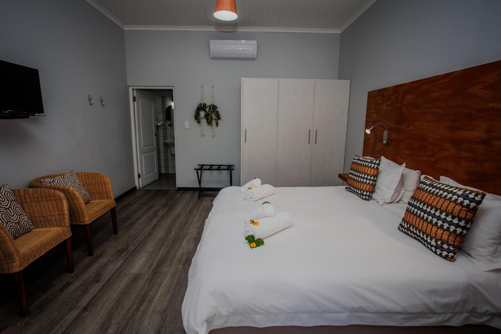 Aan De Eike Guest House Swellendam Luaran gambar
