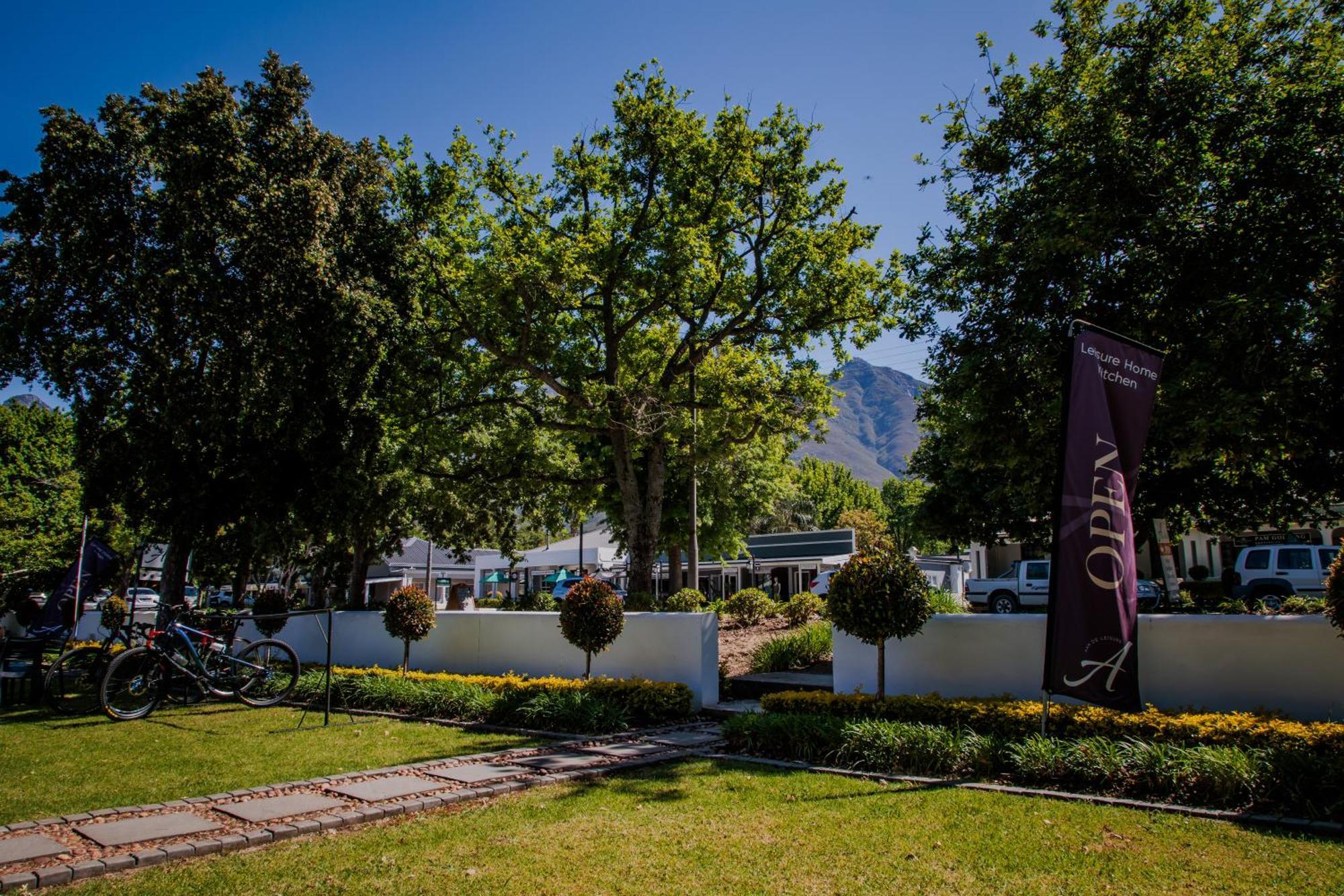 Aan De Eike Guest House Swellendam Luaran gambar